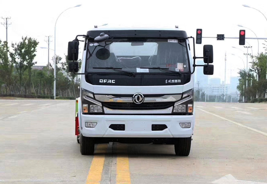 國六東風(fēng)多利卡10方灑水車