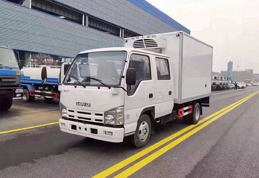 五十鈴雙排座冷藏車